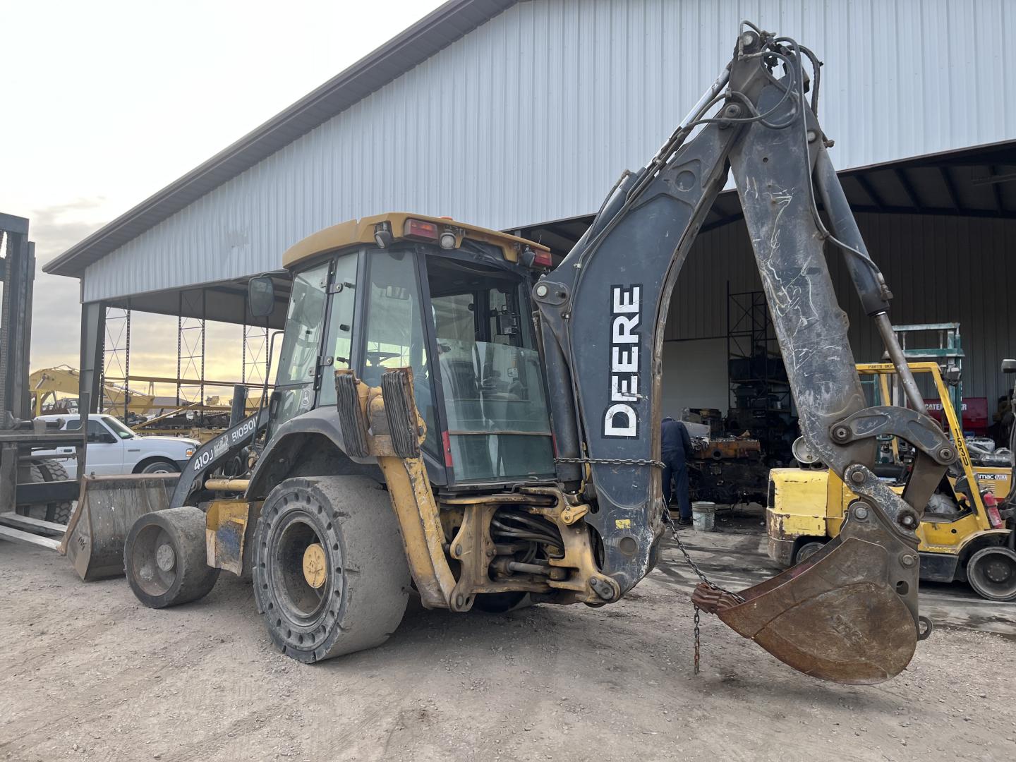 ./imagenes/INVOICE/2019/17339/RETROEXCAVADORA JOHN DEERE 410J (2).JPG